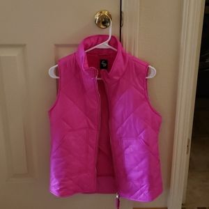 Magenta quilted puffer vest size XS never worn